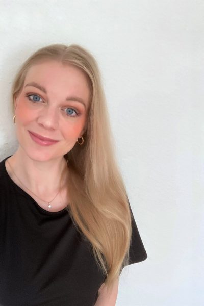 Selfie (2)